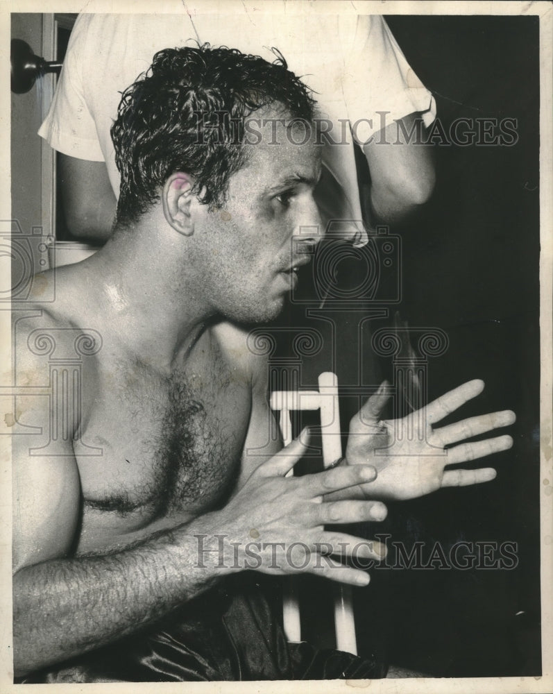 Press Photo Ralph Dupas, after Moran fight - nox15955- Historic Images