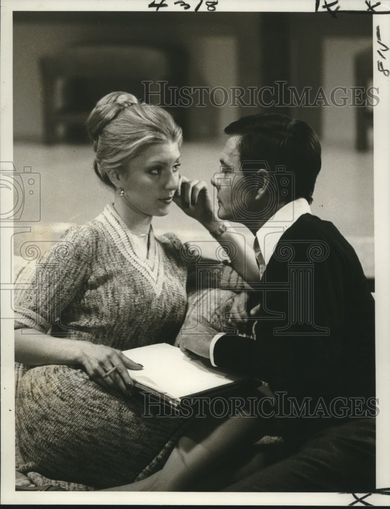 Load image into Gallery viewer, 1978 Press Photo Shera Danese and Louis Jourdan in "Murder Under Glass"
