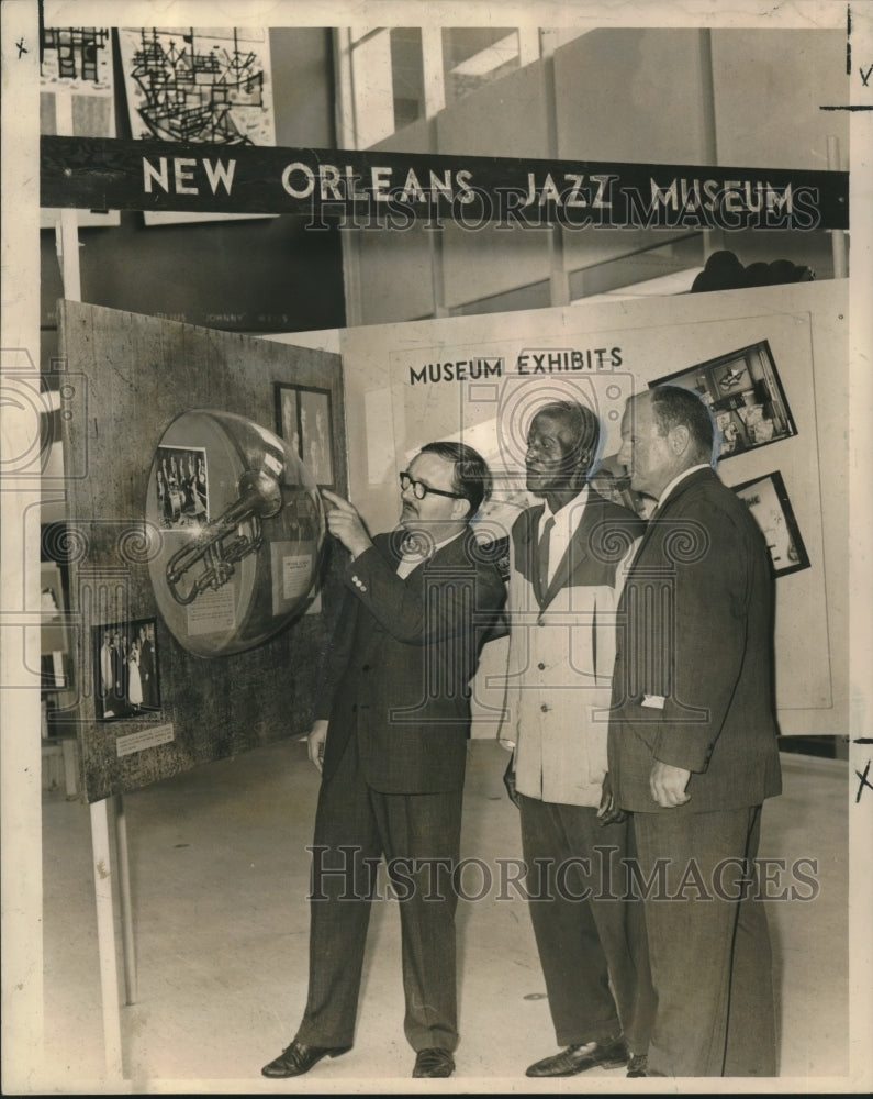 1962 Press Photo Clay Watson, Pete Davis & Dave Dahlgren at Jazz Museum exhibit.