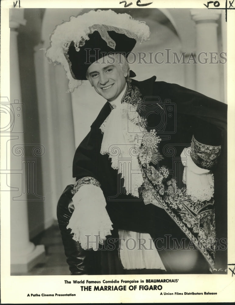 1963 Press Photo Georges Descrieres Plays Count Almaviva at National Theater