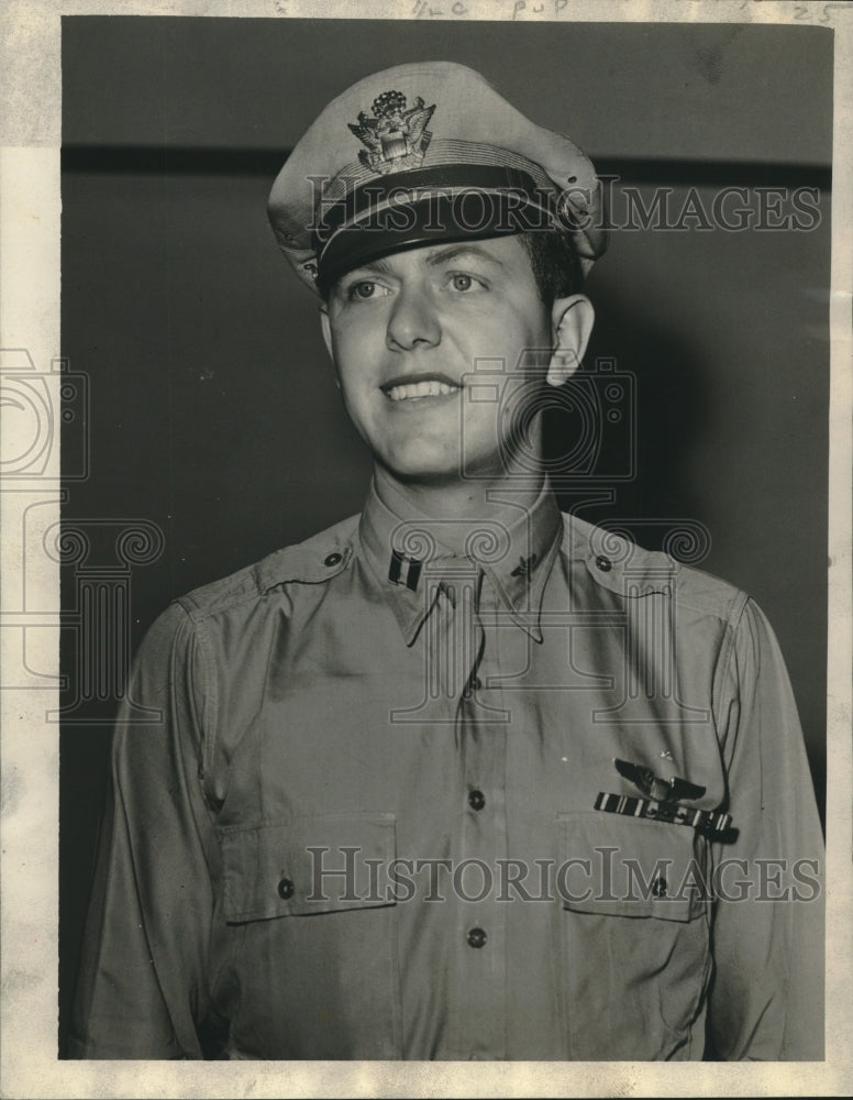 1944 Press Photo Captain William J. Dinividdie - nox17450