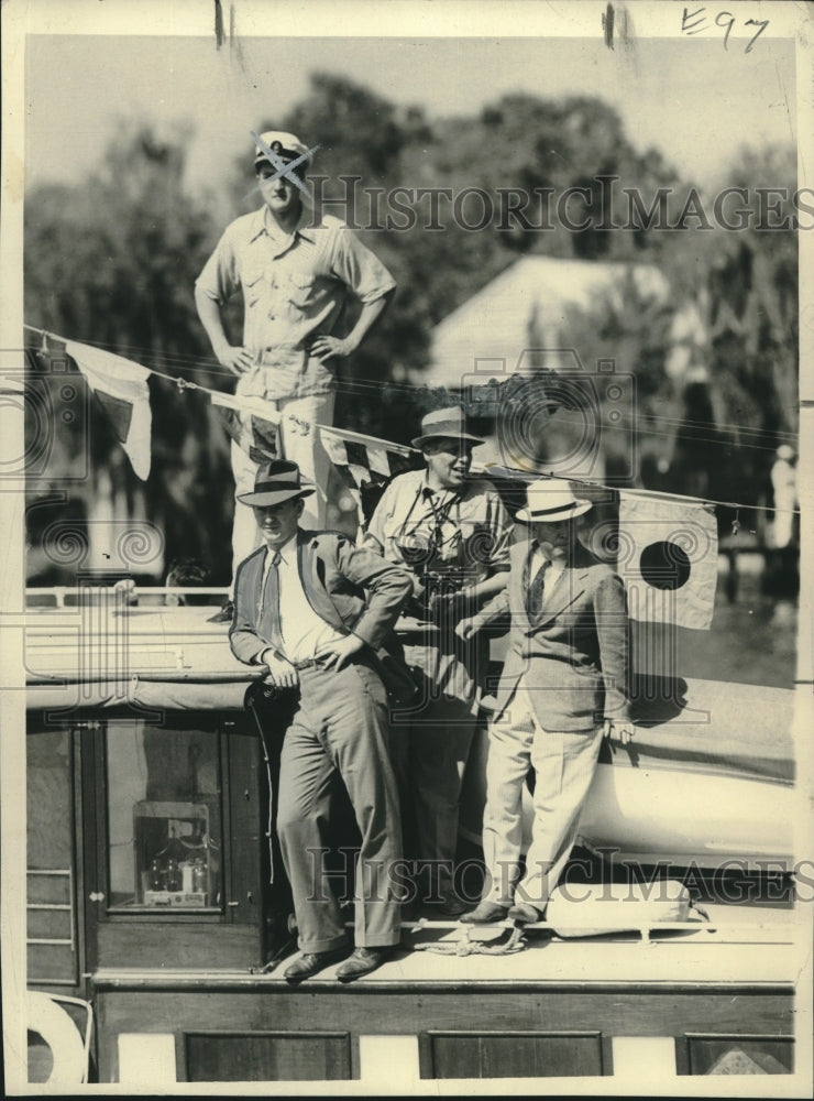 1939 Press Photo Herman Deutsch, States-Item Columnist with Others on Boat