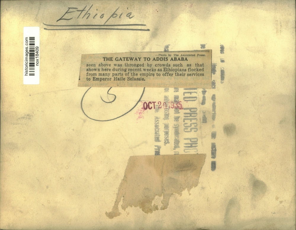 1935 Press Photo Ethiopians enter Gateway to Addis Ababa - nox18409