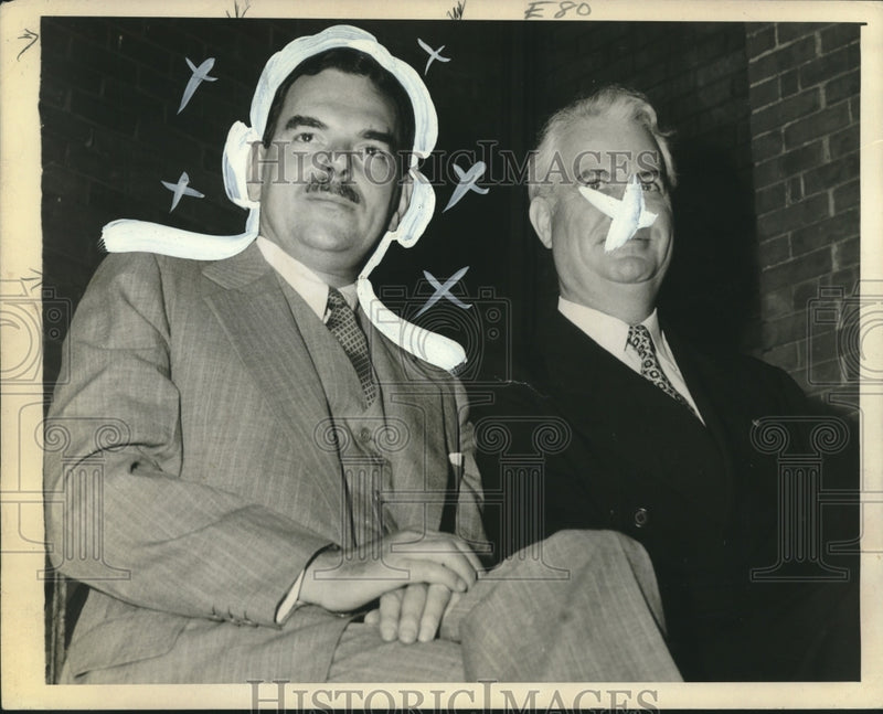 Load image into Gallery viewer, 1944 Press Photo Governors Dewey, NY and Bricker, OH, discuss campaign plans
