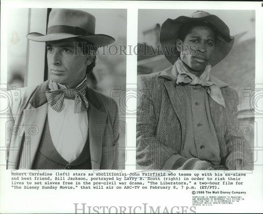 1986 Press Photo Robert Carradine & Larry Scott star in "The Liberators," on ABC