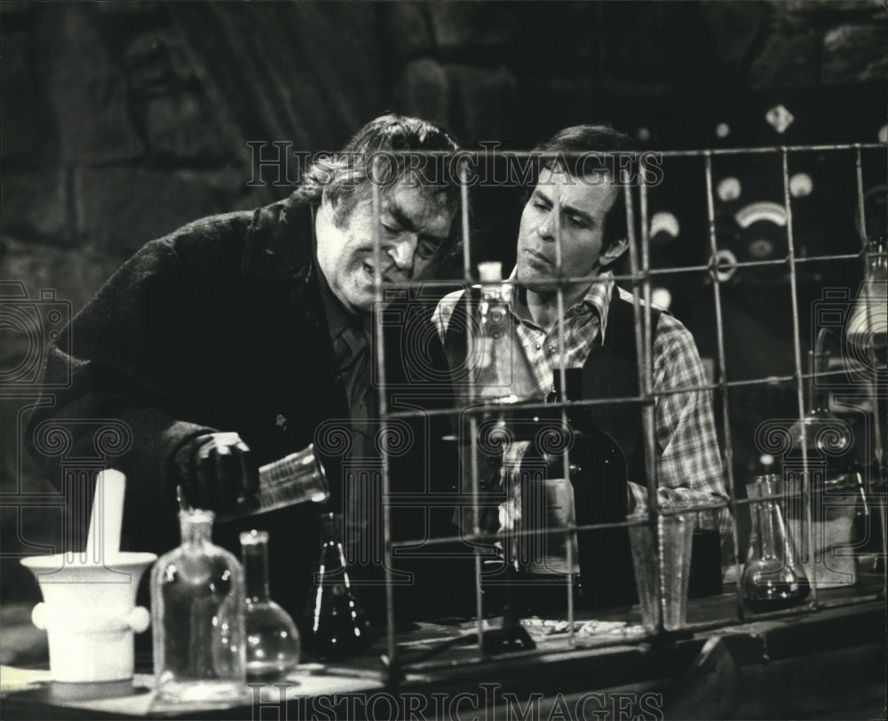 1979 Press Photo Jack Elam and Jeffrey Kramer star in "Struck by Lightning."