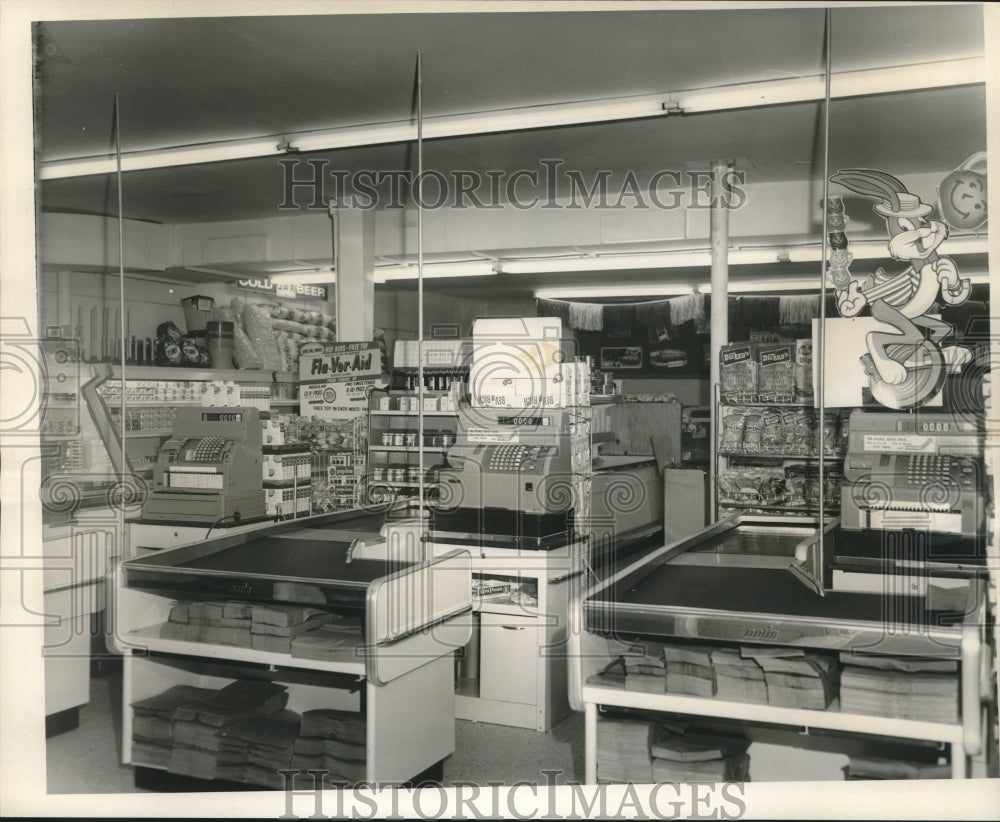 1966 Press Photo View of interior of Delta Super Market. - nox18696