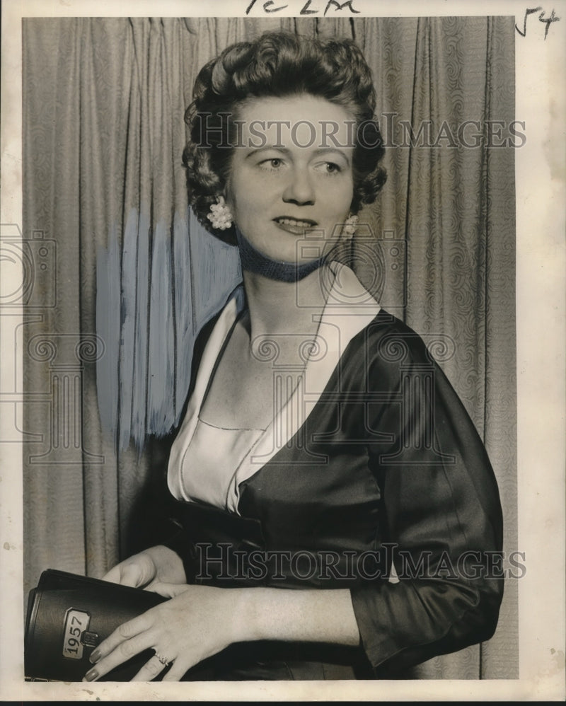 Load image into Gallery viewer, 1957 Press Photo Mrs. Joseph Elmer Lucille May Grace for Governor Clubs officer
