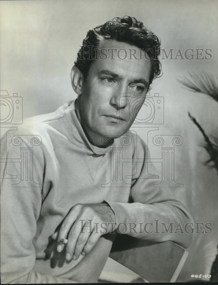 1965 Press Photo Peter Finch, movie actor. - nox18944