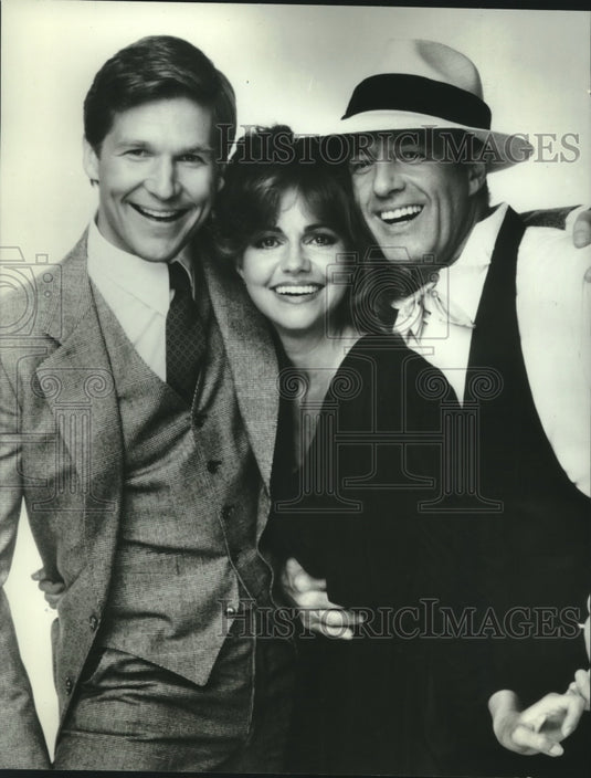 1986 Press Photo Sally Field. Jeff Bridges & James Caan in "Kiss Me Goodbye."