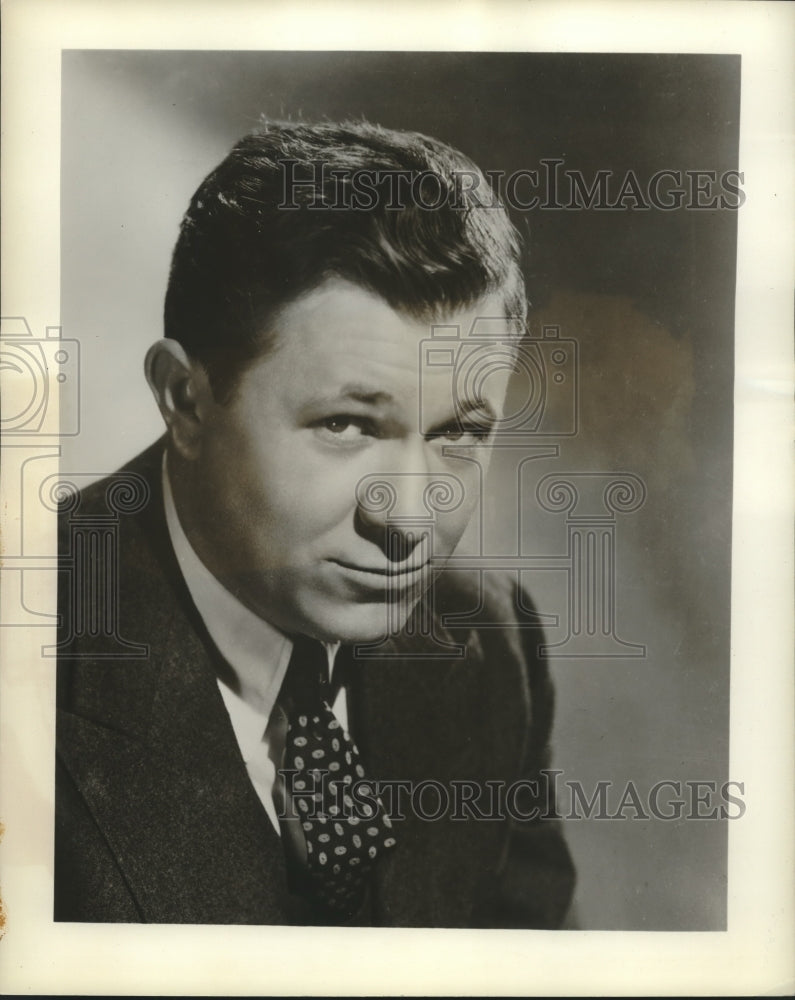 1954 Press Photo Stu Erwin stars in "Stu Erwin Show," a comedy series.