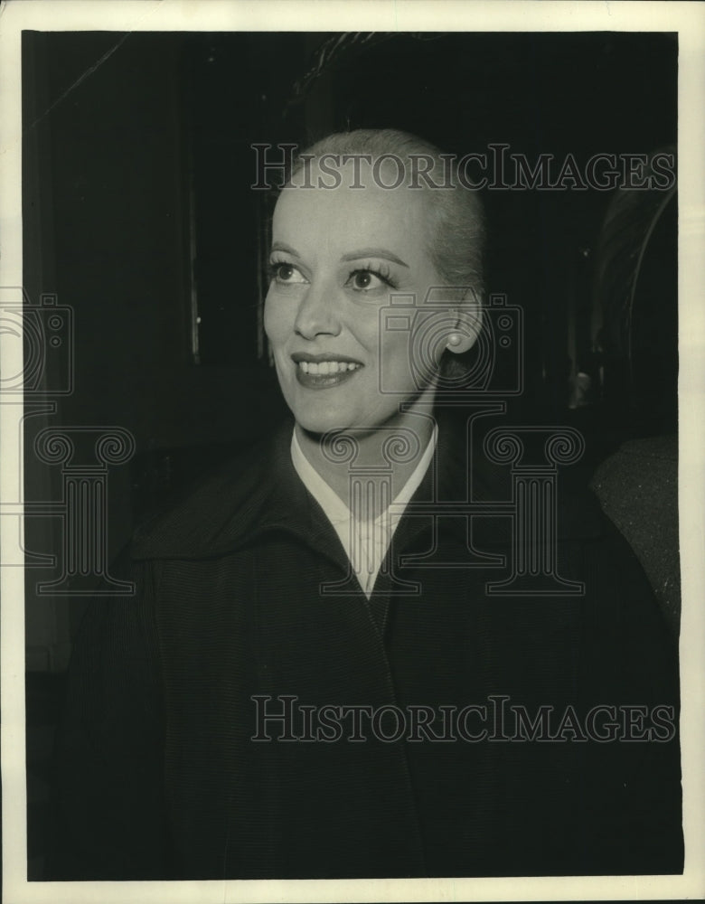 1962 Press Photo Actress Faye Emerson in an interview on Here's Hollywood
