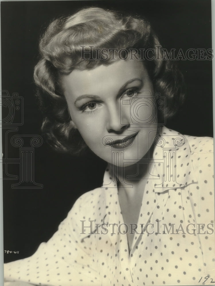 1953 Press Photo American actress Marilyn Erskine - nox19658