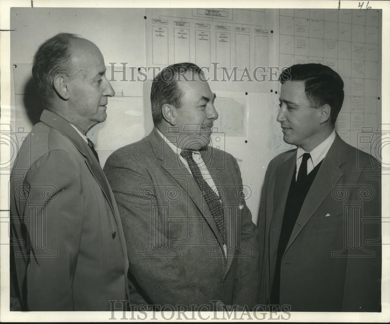 Load image into Gallery viewer, 1957 Press Photo Goodwill Industries' $250,000 capital building fund drive
