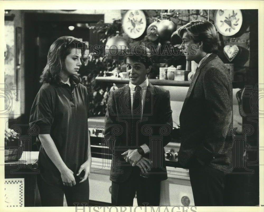 1987 Press Photo Alex Keaton, Michael J. Fox, Justine Bateman in "Family Ties"
