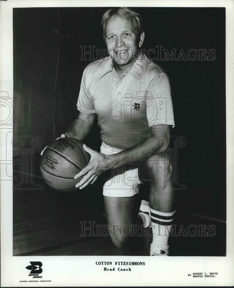 1978 Press Photo Cotton Fitzsimmons, head basketball coach for Buffalo Braves.- Historic Images