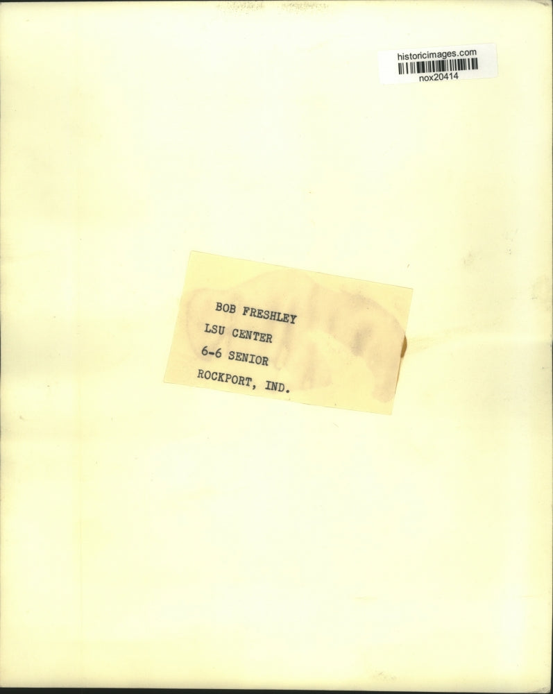 Load image into Gallery viewer, Press Photo Bob Freshley, Louisiana State University center, 6'6" Senior
