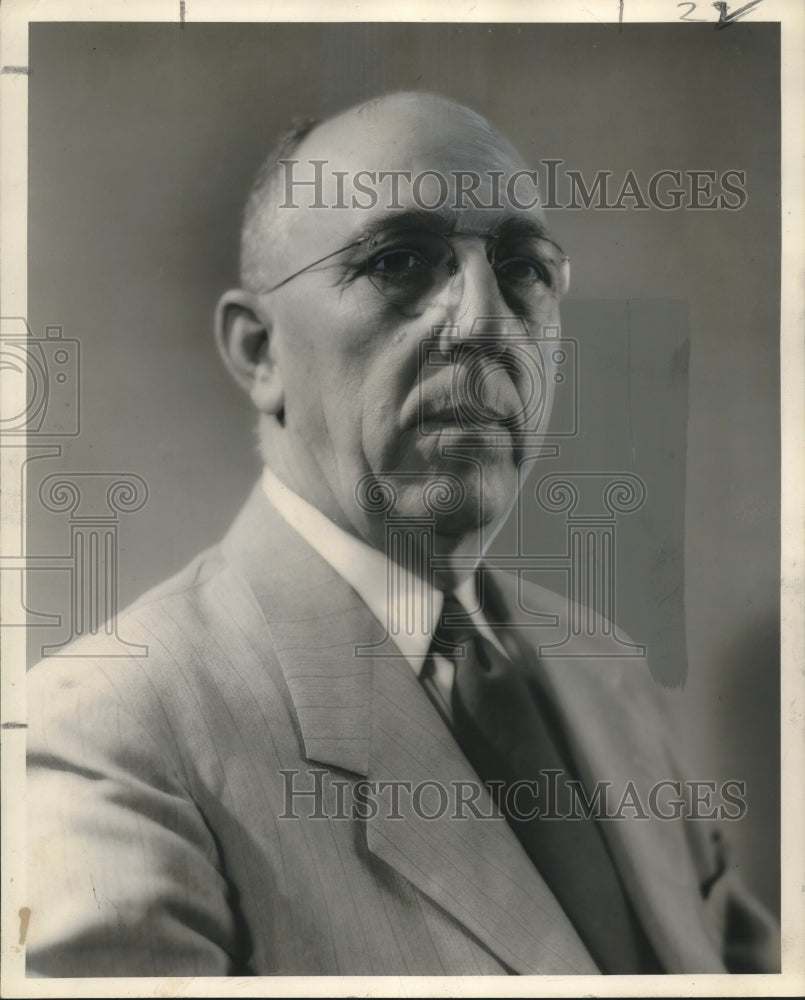 1953 Press Photo Colonel F. H. Fox, Dept. of Civil Engineering at Tulane
