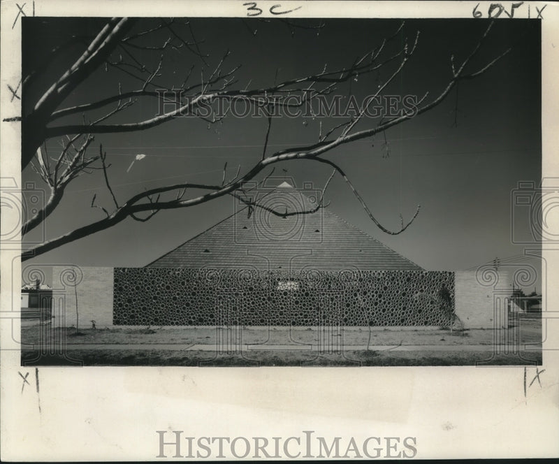 Load image into Gallery viewer, 1960 Press Photo Elysian Fields Methodist Church, Elysian Fields at Filmore.
