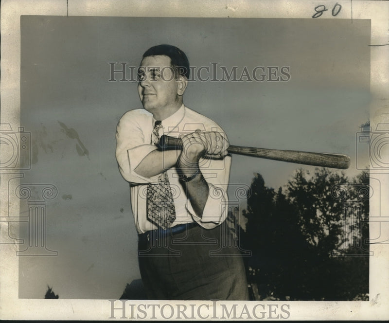 Load image into Gallery viewer, 1950 Press Photo Reverend William G. Foster, Jr. swings a baseball bat
