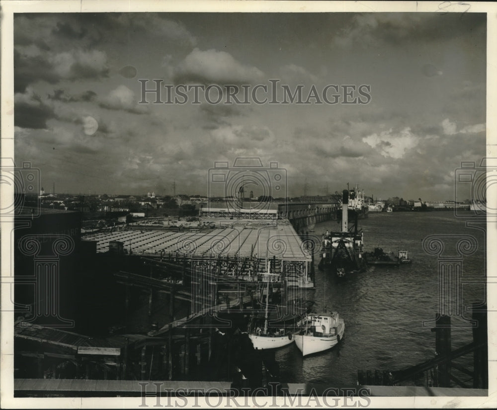 1953 Press Photo Completed 600 feet long Esplanade Wharf. - nox21392