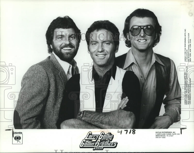 Load image into Gallery viewer, Press Photo Larry Gatlin and the Gatlin Brothers Band - nox21441
