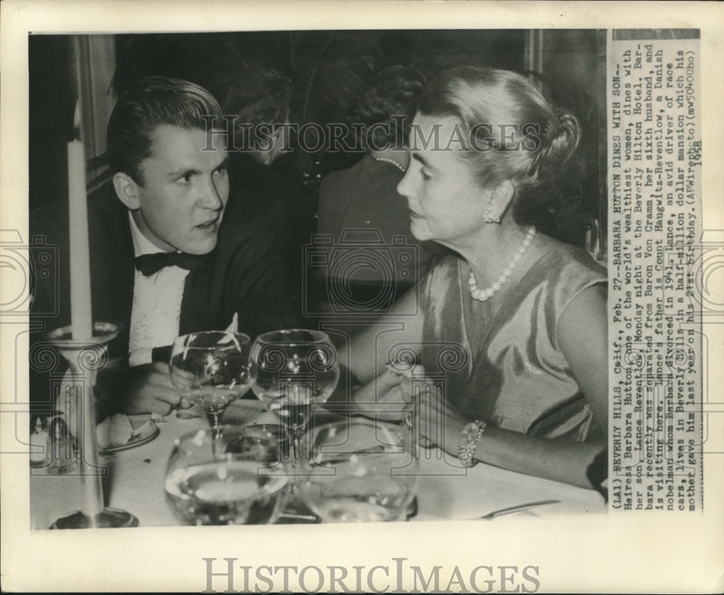 Load image into Gallery viewer, 1958 Press Photo Heiress Barbara Hutton &amp; son Lance in Beverly Hills.

