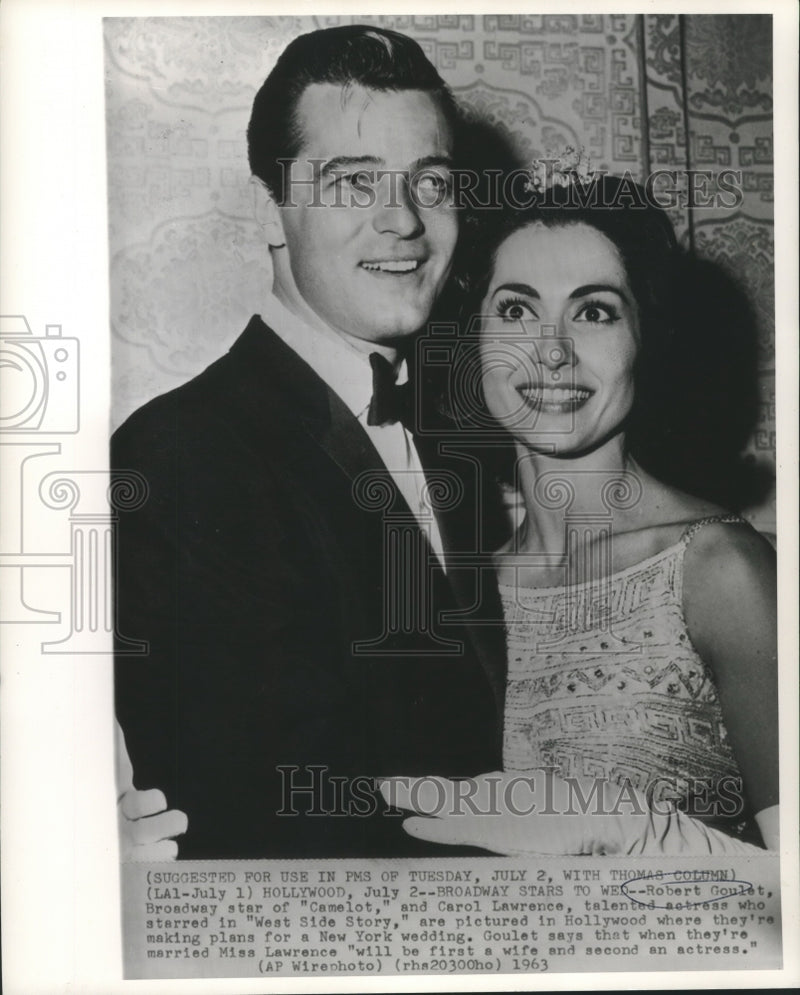 Load image into Gallery viewer, 1963 Press Photo Robert Goulet and Carol Lawrence, actors, to wed in New York
