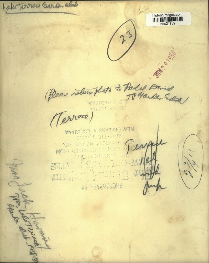 1958 Press Photo Mrs. Jack Haraing, President of Lake Terrace Garden Club