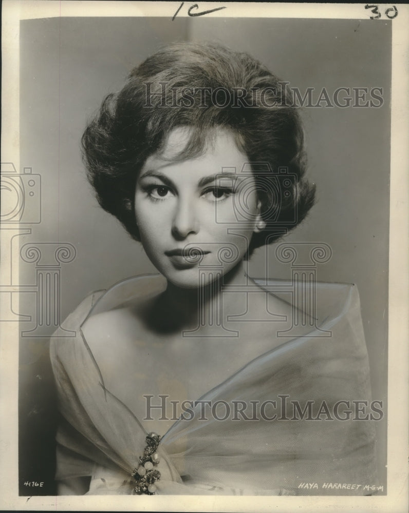 Load image into Gallery viewer, 1960 Press Photo Haya Hararett star of "Ben-Hur" in a formal pose - nox21798

