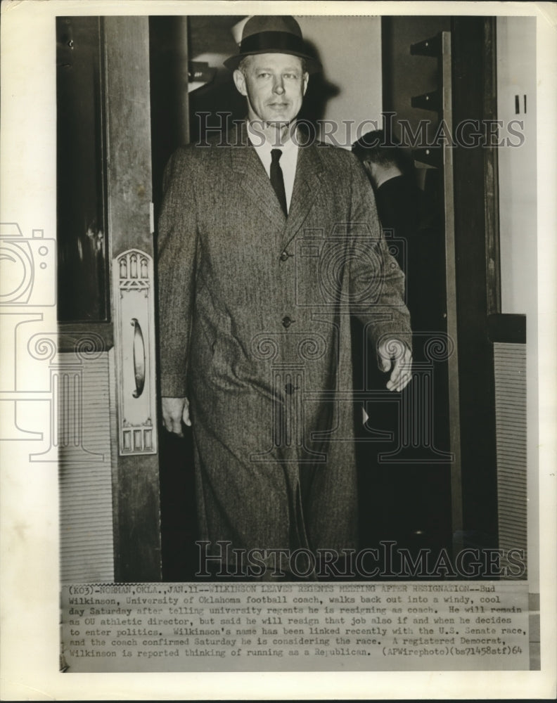 Load image into Gallery viewer, 1964 Press Photo Bud Wilkinson, OU football coach leaving building - nox22081
