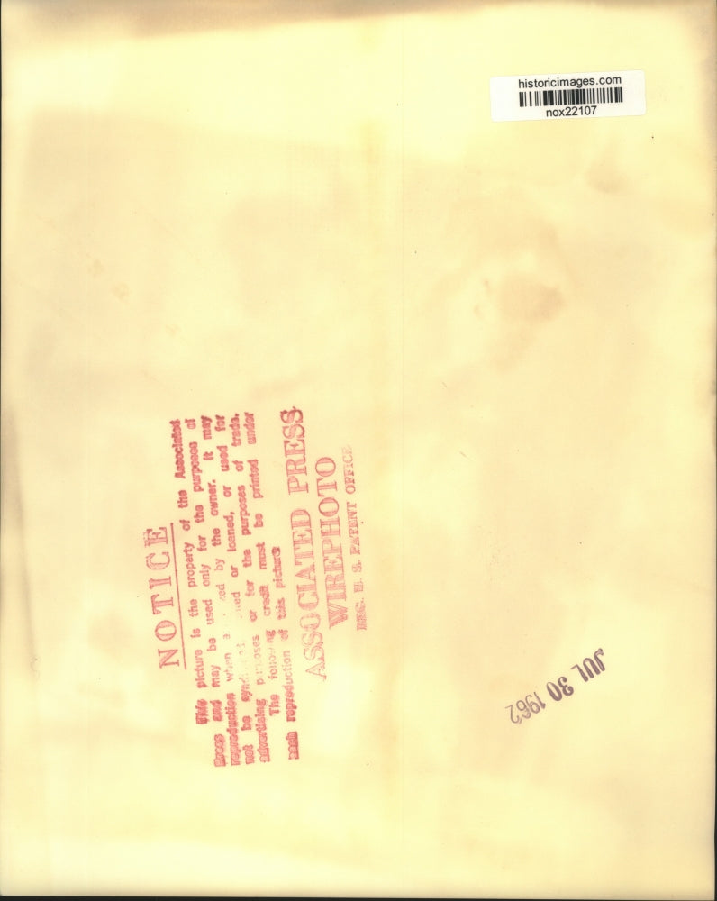 Load image into Gallery viewer, 1962 Press Photo Research ship FLIP at Puget Sound test site. - nox22107
