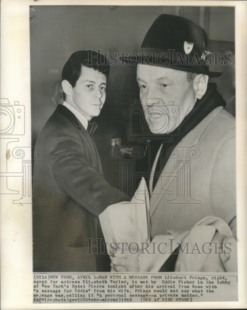 1962 Press Photo Kurt Frings delivers message to Eddie Fisher in New York