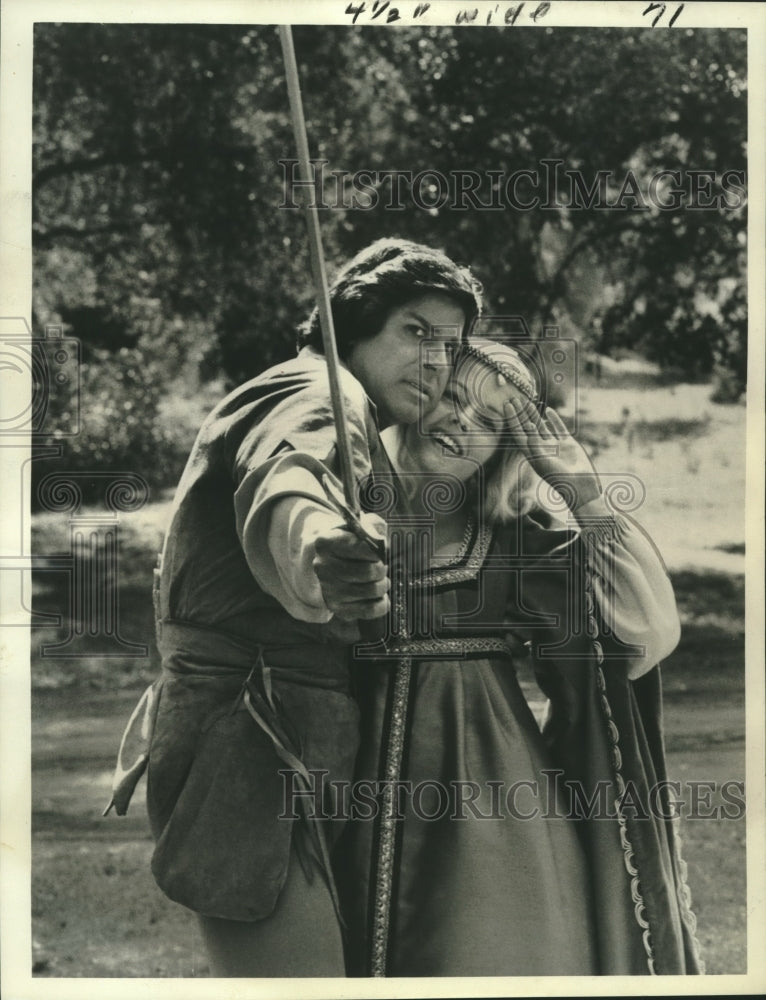 Load image into Gallery viewer, 1975 Press Photo Dick Gautier and Misty Rowe, "When Things Were Rotten"
