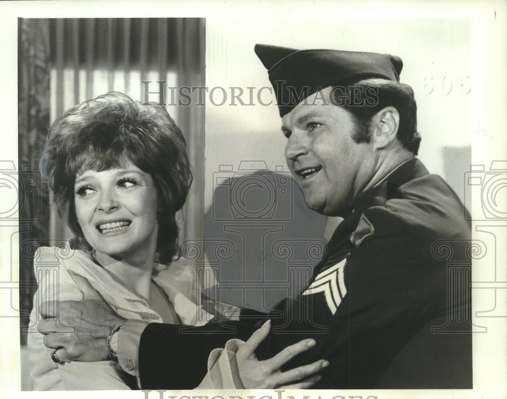 1971 Press Photo Anita Gillette and Bob Hastings in &quot;Love, American Style&quot; ABC