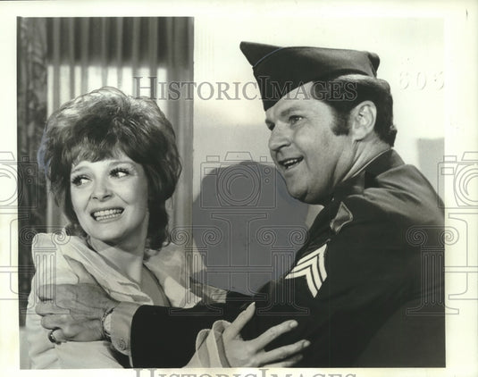 1971 Press Photo Anita Gillette and Bob Hastings in "Love, American Style" ABC