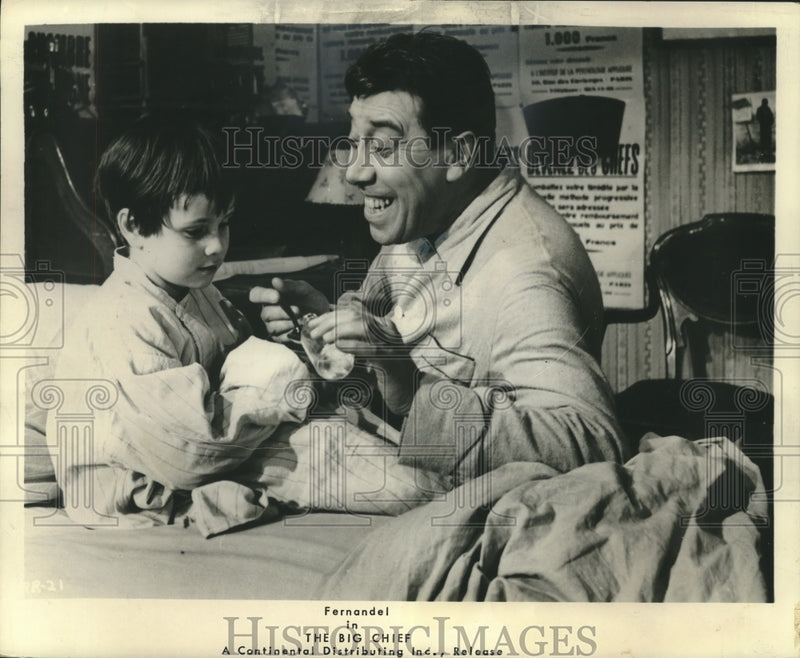 Load image into Gallery viewer, 1961 Press Photo French Actor/Comedian Fernandel in "The Big Chief" - nox22920
