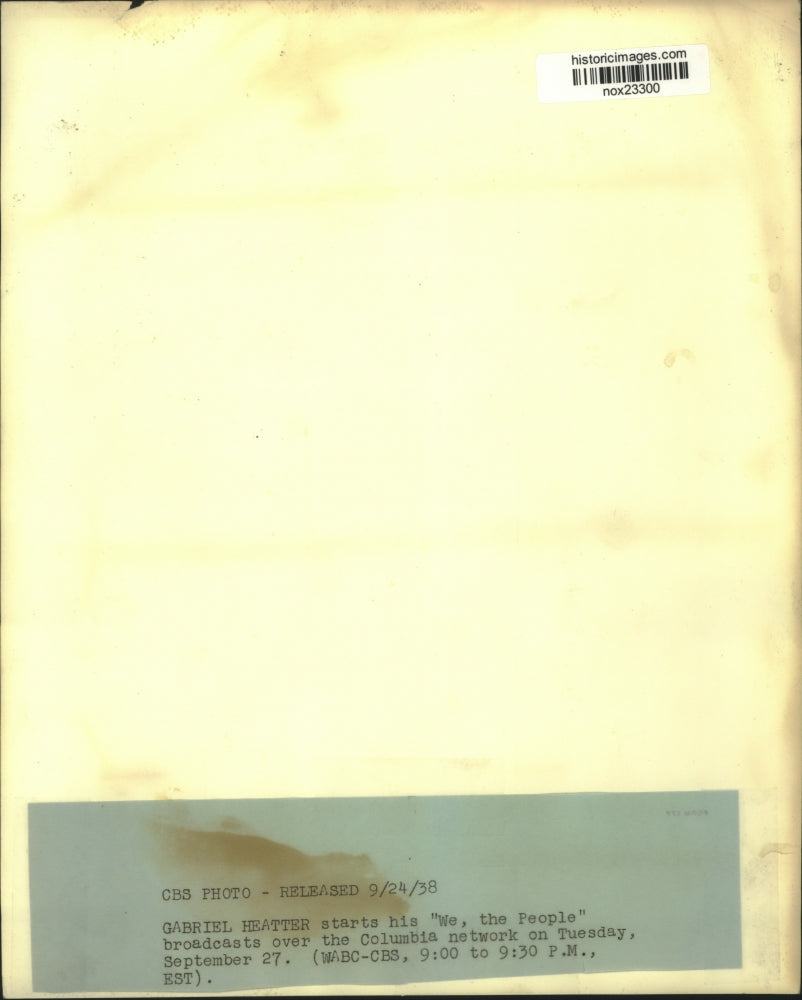 1938 Press Photo Gabriel Heatter of "We, the People" broadcasts on CBS