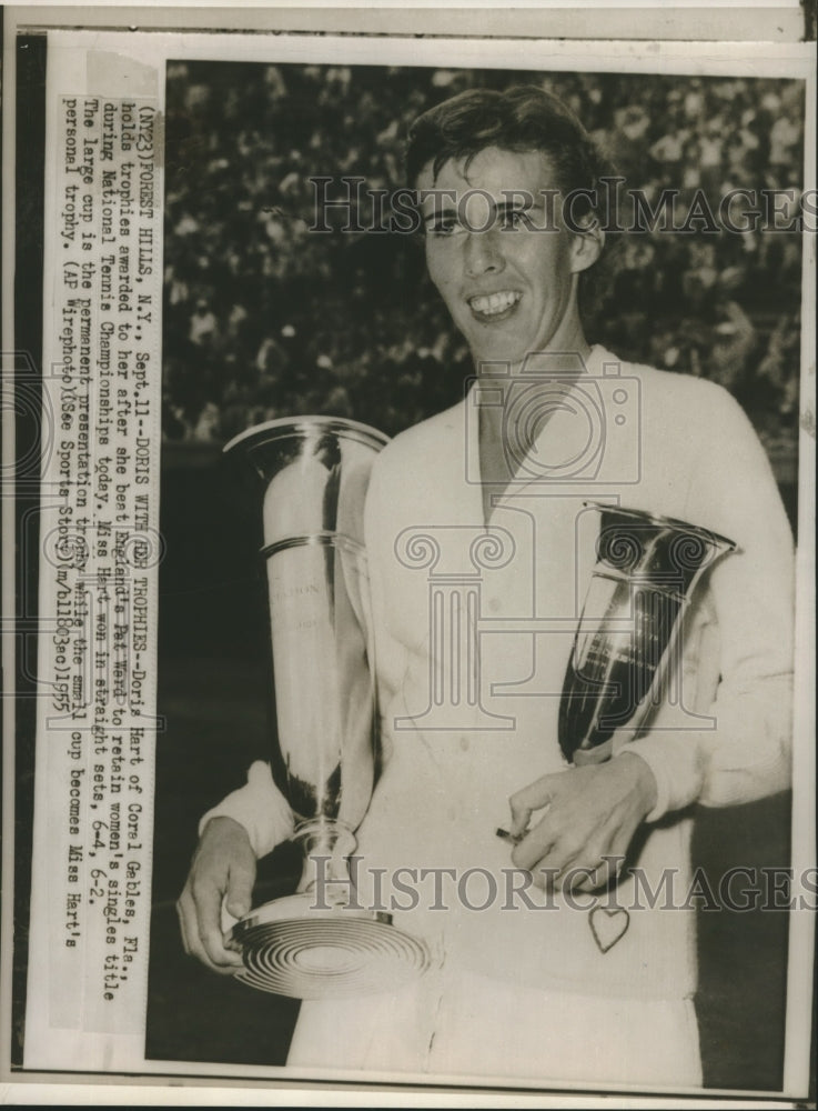 1955 Press Photo Doris Hart with Trophies at National Tennis Championships- Historic Images