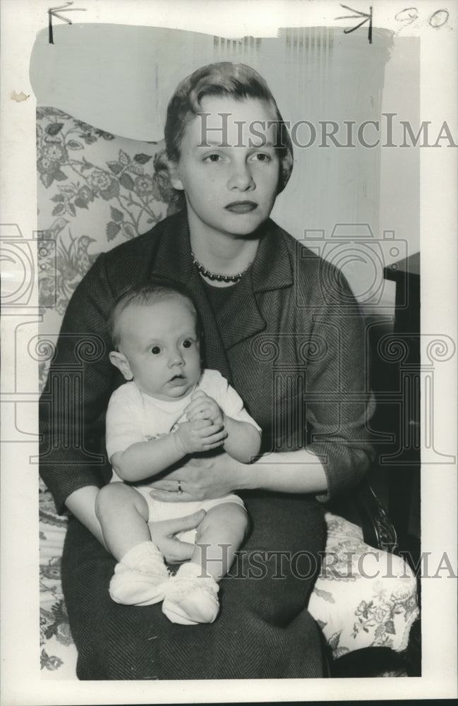 1958 Press Photo Mrs. Frank Harbison, Jr. carrying her son Frank III - nox23410- Historic Images