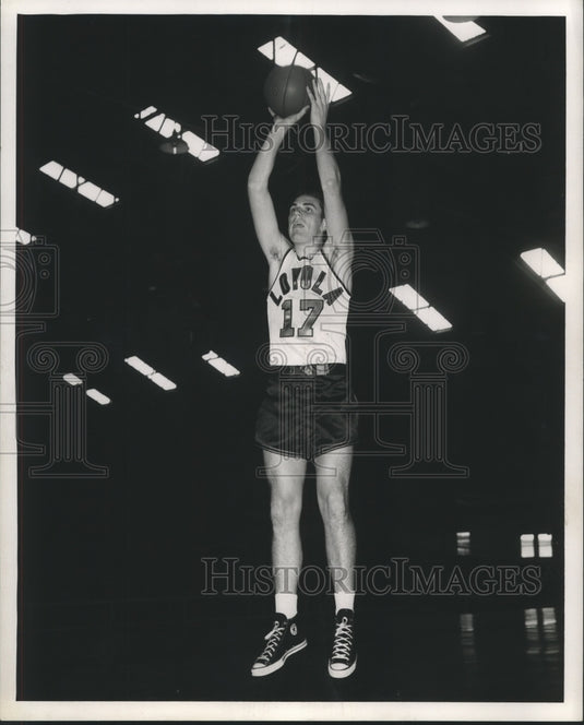 Press Photo Loyola Basketball Player Jim Hall, Forward from Indiana - nox23487