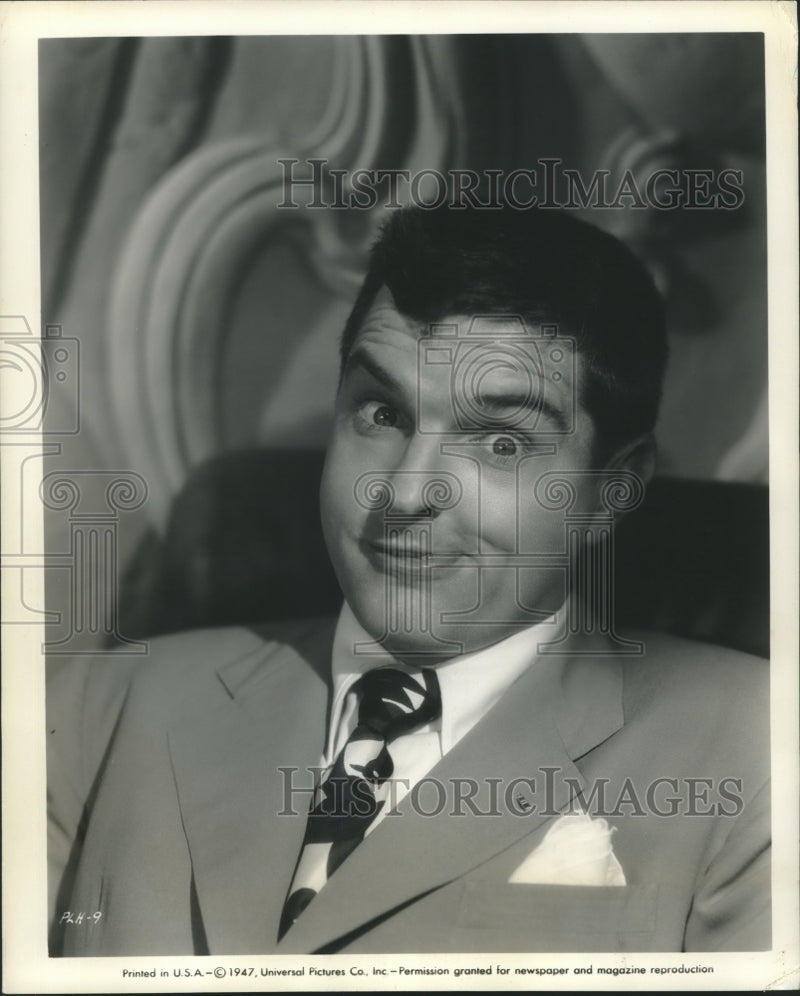 Load image into Gallery viewer, 1947 Press Photo Actor Peter Lind Hayes in "The Senator Was Indiscreet"
