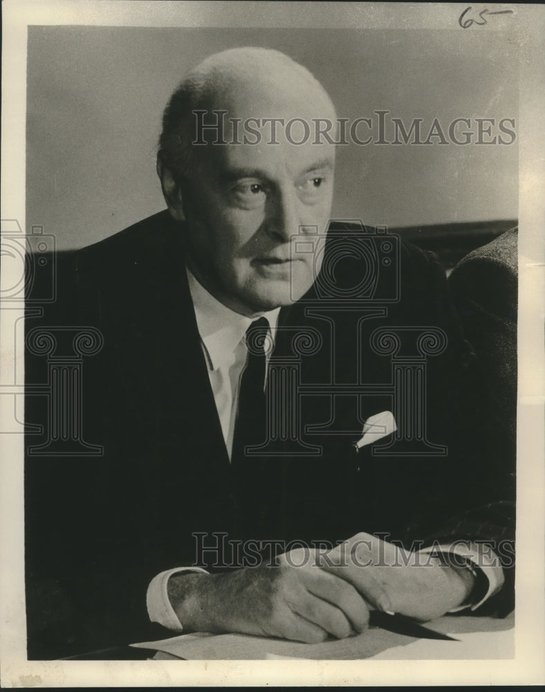 Load image into Gallery viewer, 1956 Press Photo Mr. Basil L.Q. Henriques - nox23671
