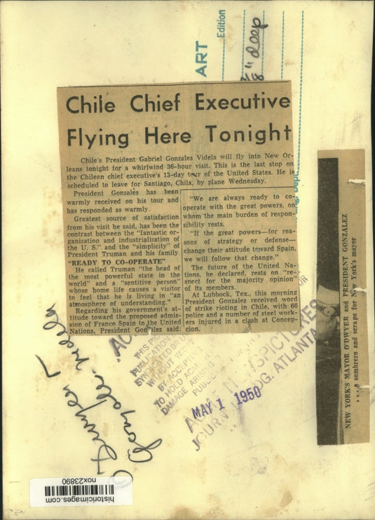 1950 Press Photo New York Mayor Gets Gifts from President of Chile - nox23890