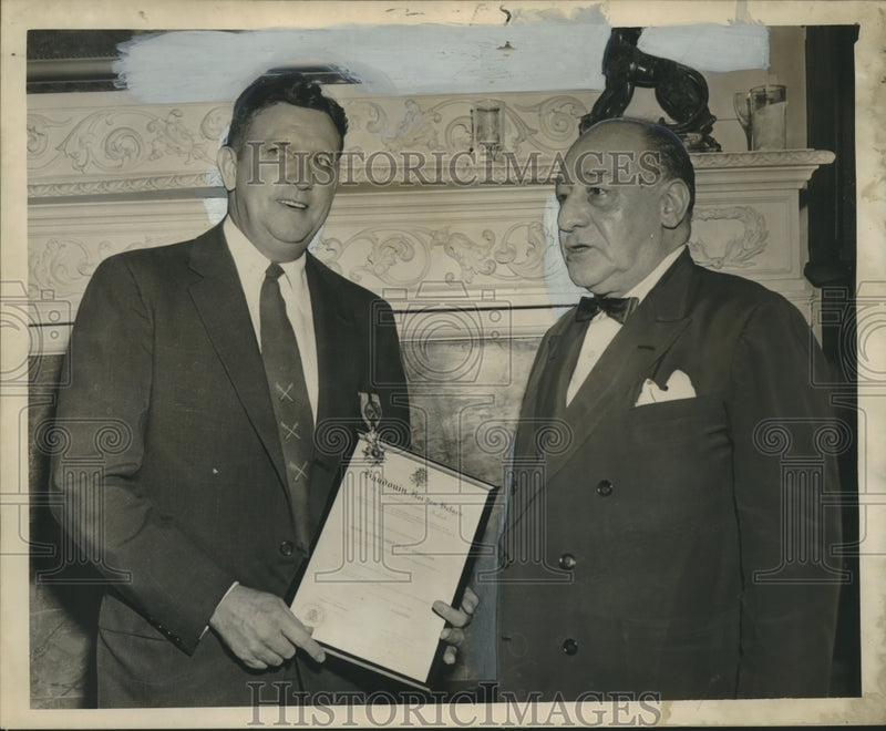 Load image into Gallery viewer, 1956 Press Photo George W. Healy Jr. and charles J. Leonard - nox24001
