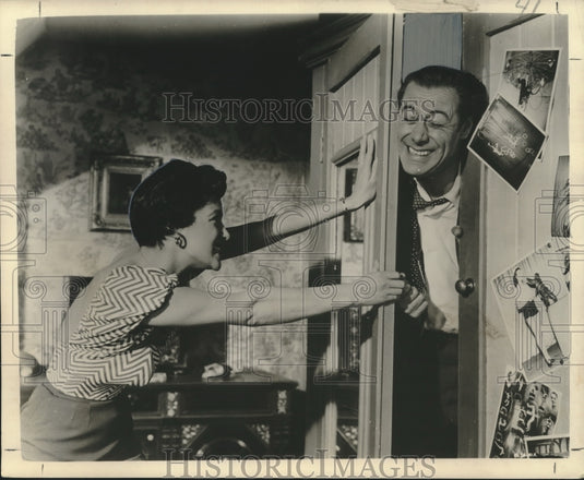 1957 Press Photo Actors Nicole Maurey, Rex Harrison in "The Constant Husband"