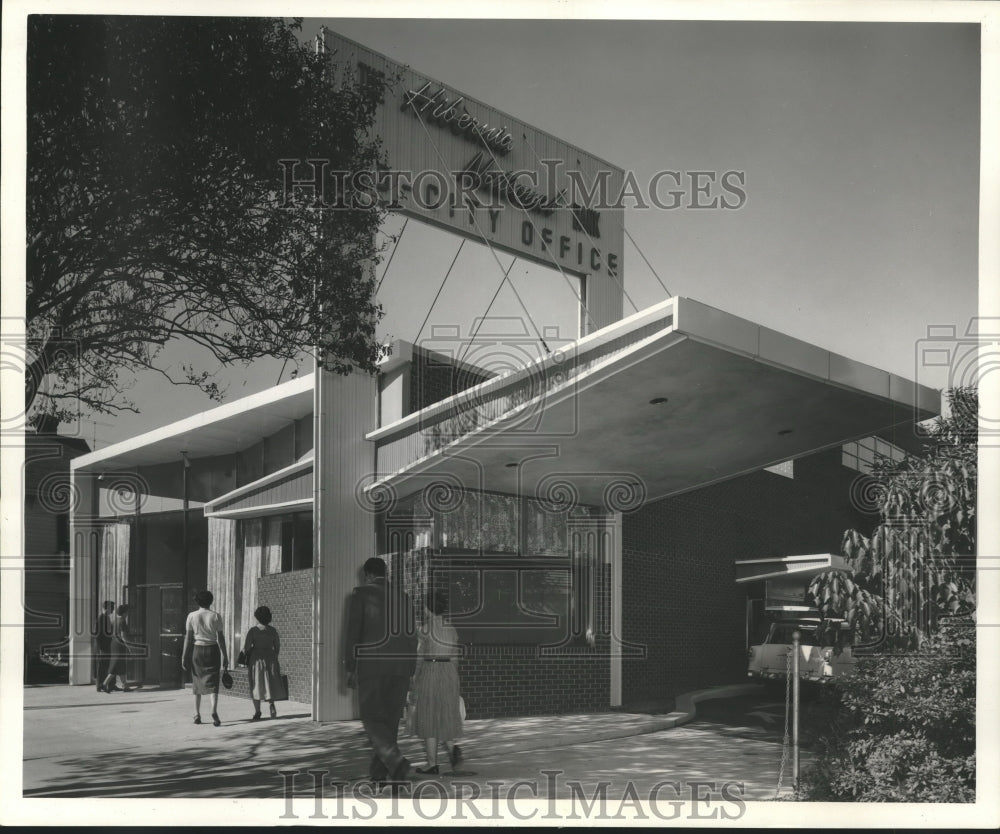 1955 Press Photo Exterior of Mid-City Office of the Hibernia National Bank