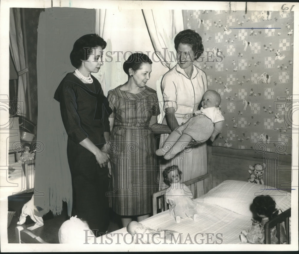 1958 Press Photo Ladies at Protestant Children&#39;s Home &amp; Life-Sized Doll