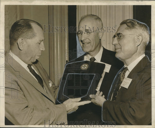 1957 Press Photo Award ceremonies of Metropolitan New Orleans Safety Council