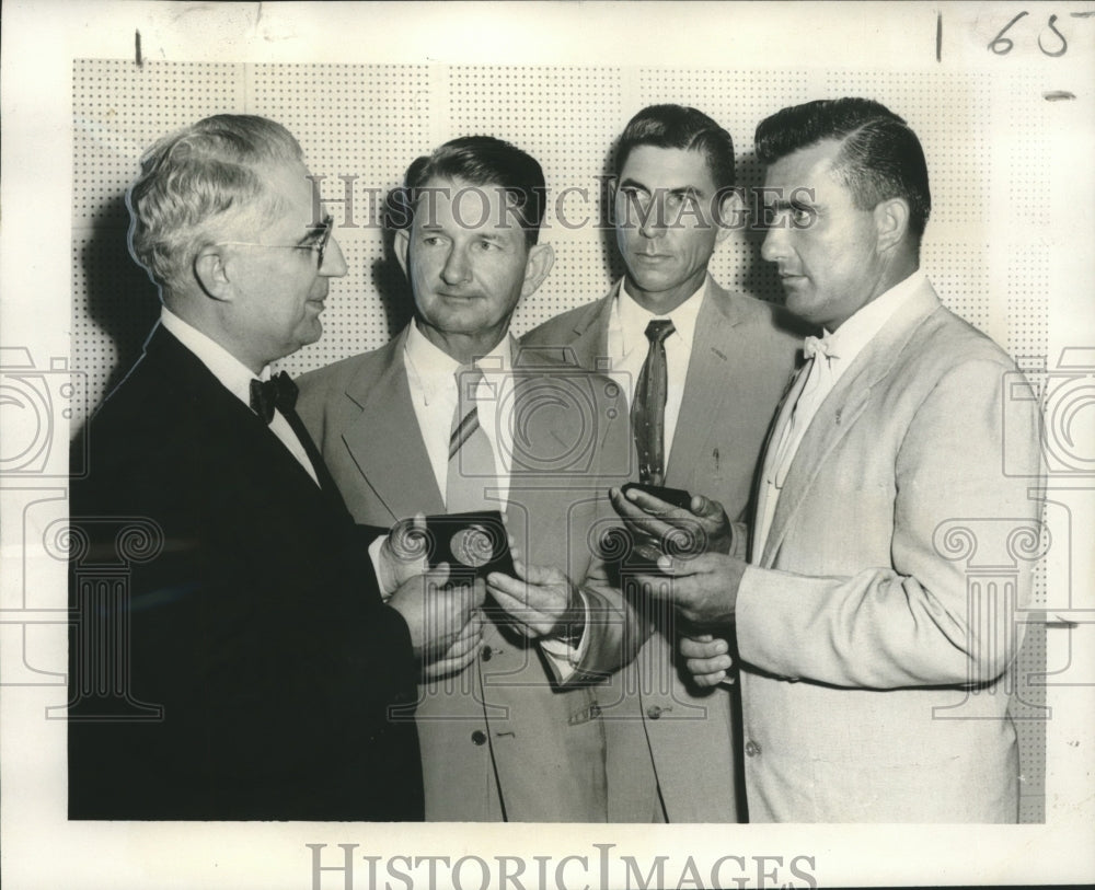 1957 Press Photo Presidents Medal of the National Safety Council presented